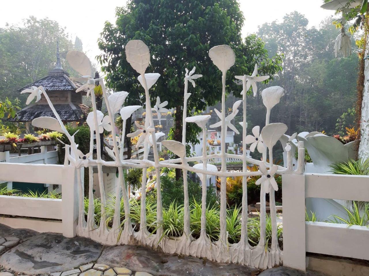 Banthorphan Resort Sangkhla Buri Exterior photo